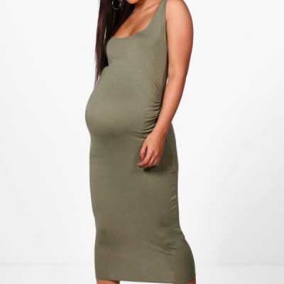 Boohoo Maternity Bodycon Dress Review